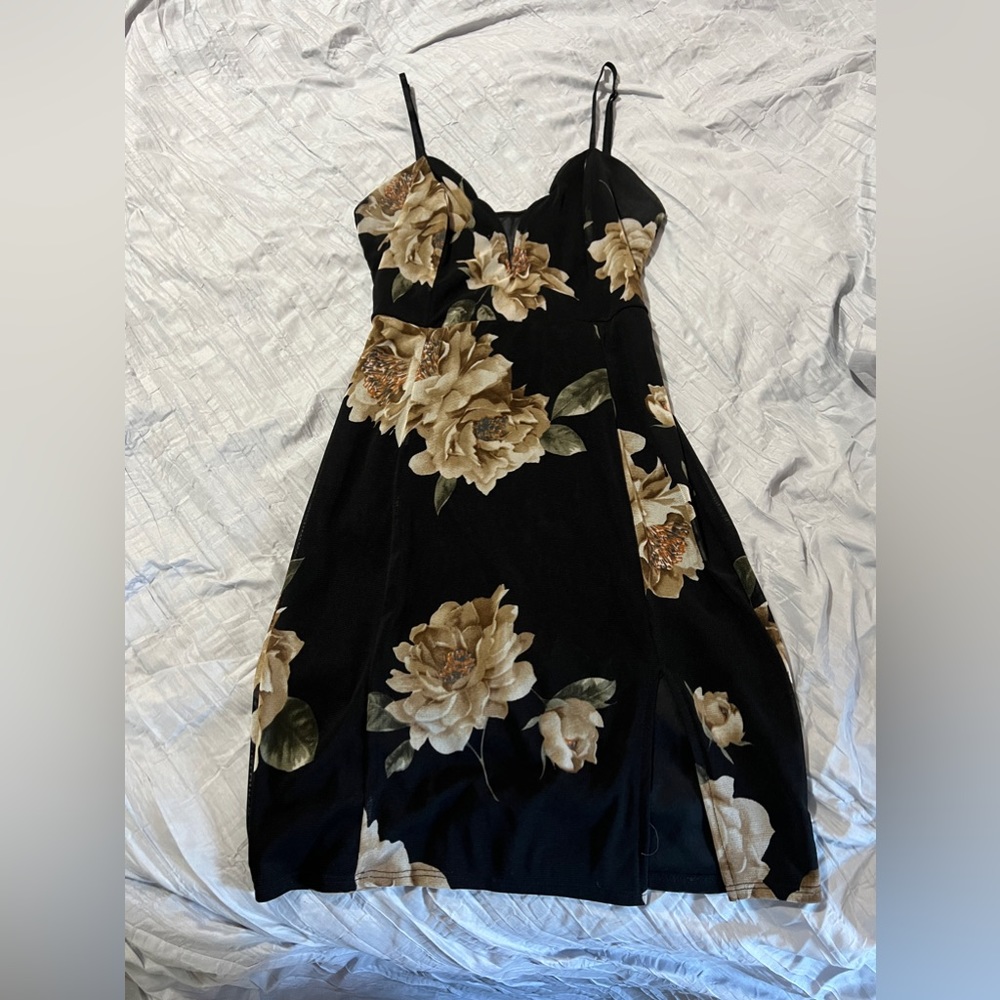 Black Floral Dress US L